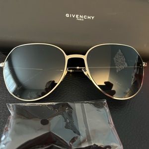 Givenchy sunglasses New